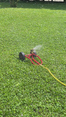 Ausziehbarer Sprinkler mit Rädern für Rasen in Red Steel