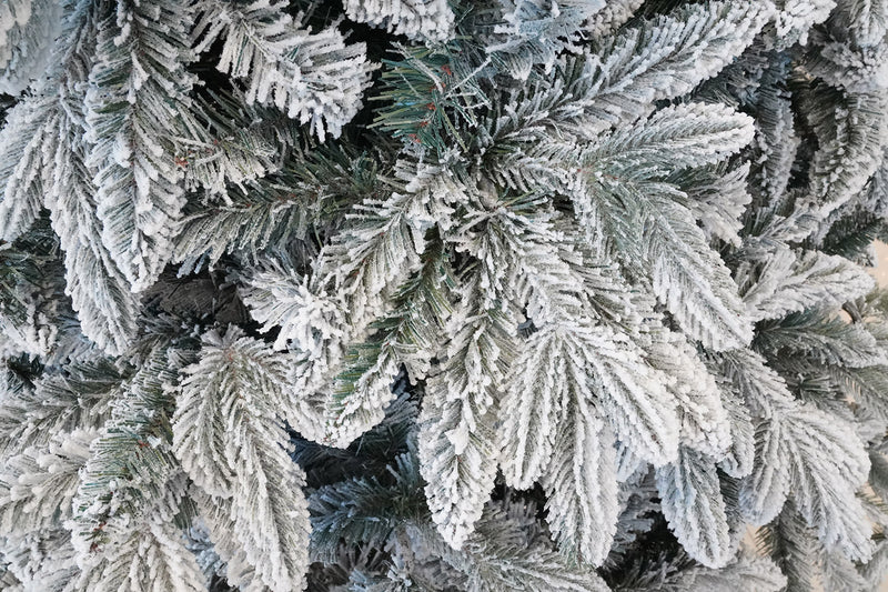 Albero di Natale Artificiale Innevato 240 cm 64 Rami con Tronco Ginepro del Gargano Verde-2